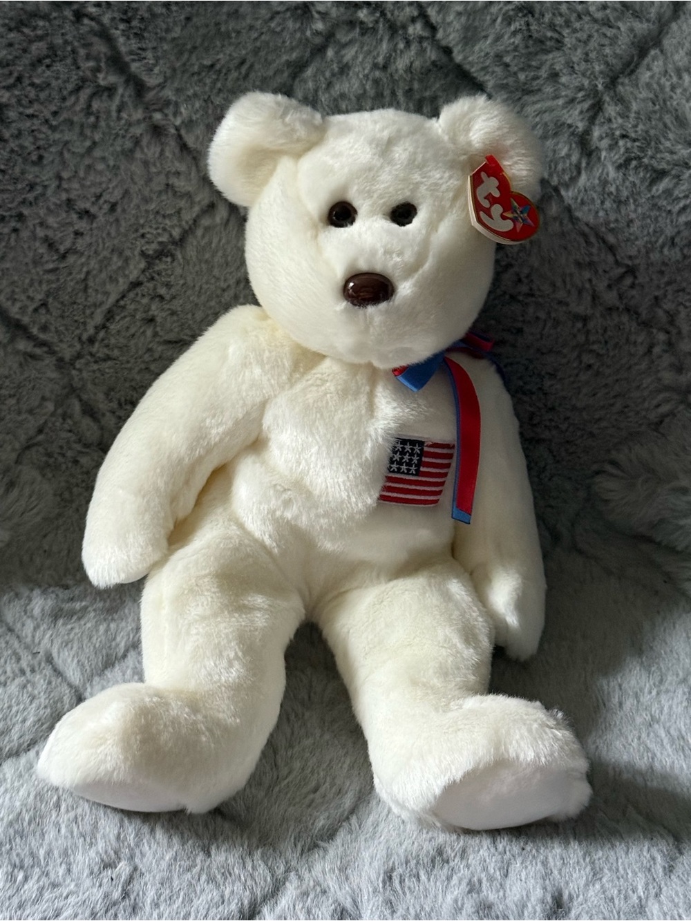 Ty‎ White Plush Bear with American Flag Patch and Red-Blue Ribbon 2000
